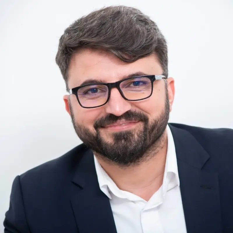 Dr Ibrahim H Yahli